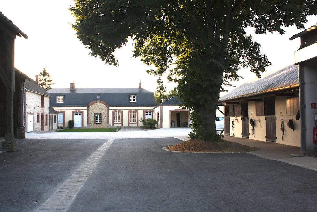 Le Parc De Crecy Bed and Breakfast Tréon Exteriör bild